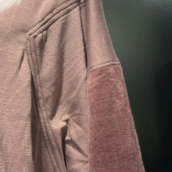 Tahari Sport Velvet soft sleeves & interior, crewneck, pullover, zip hip pockets - Picture 4 of 12